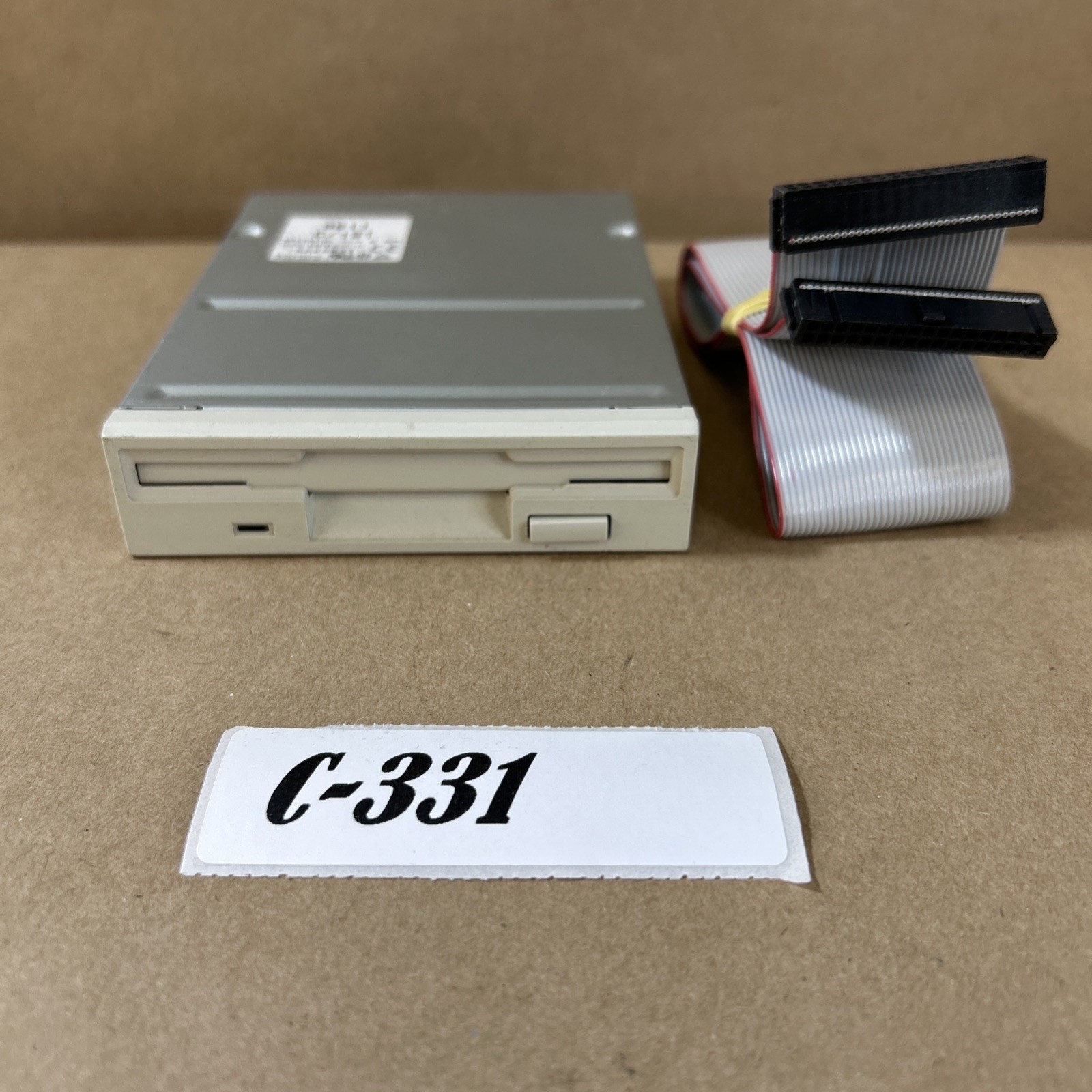 Sony MPF520-1 1/131 3.5" Floppy Drive  Beige Bezel