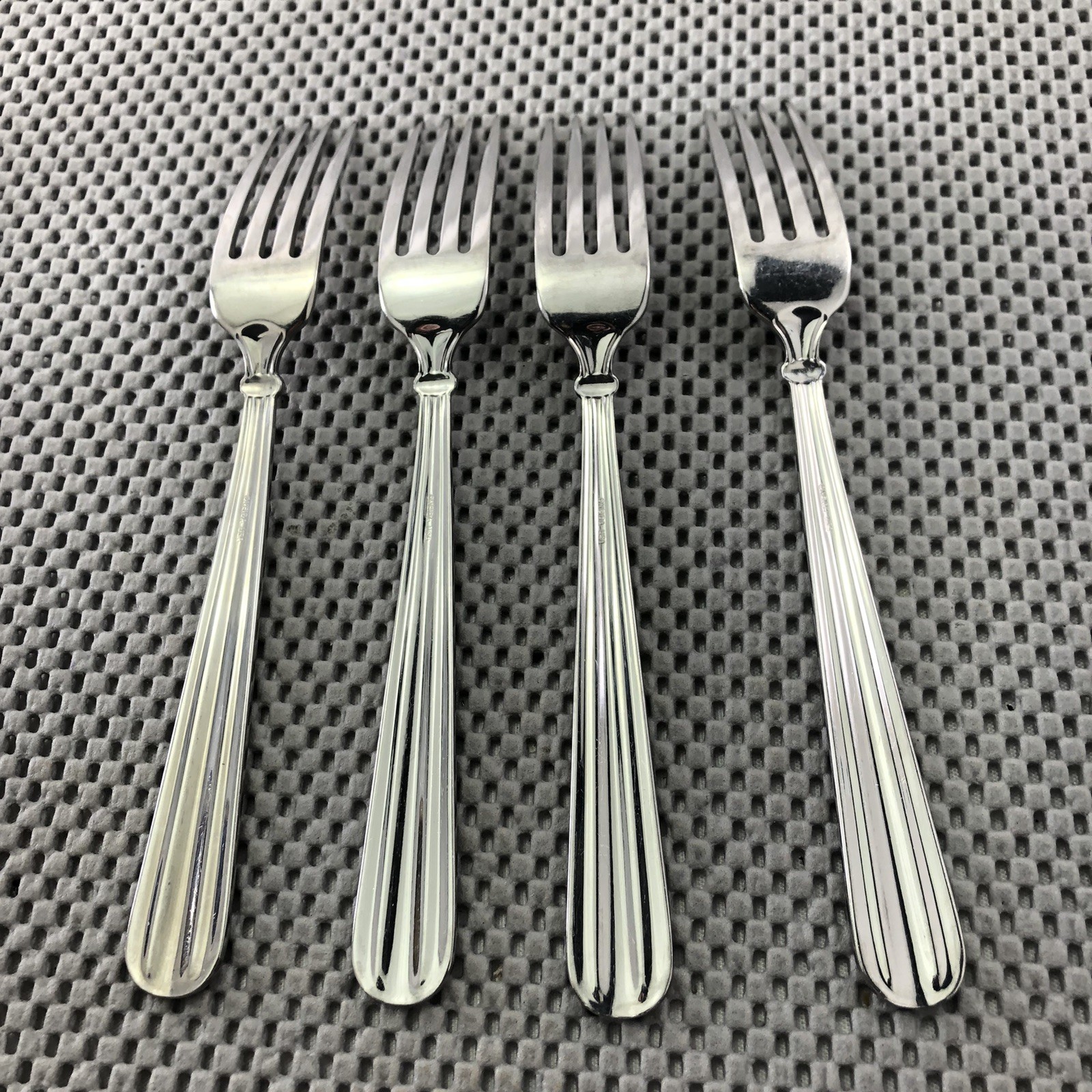 Oneida USA UNITY Stainless Flatware Pieces ~ 4 Dinner Forks
