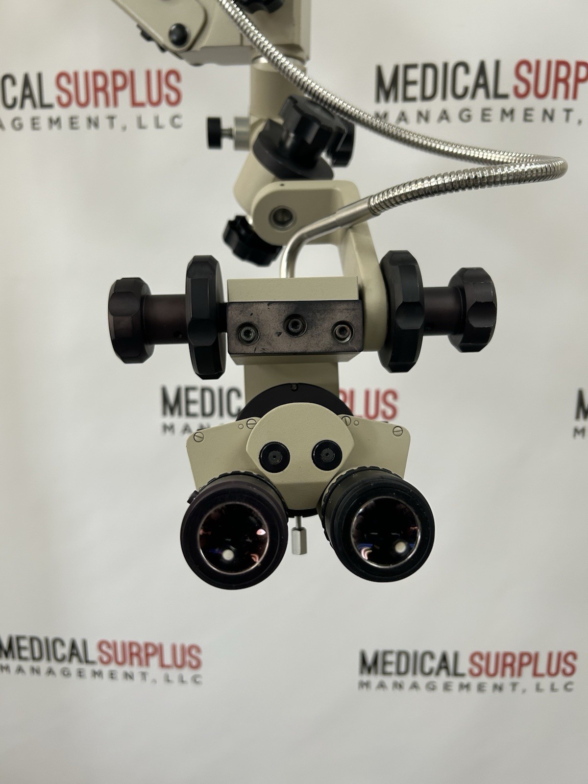Global M-703F Surgical Microscope