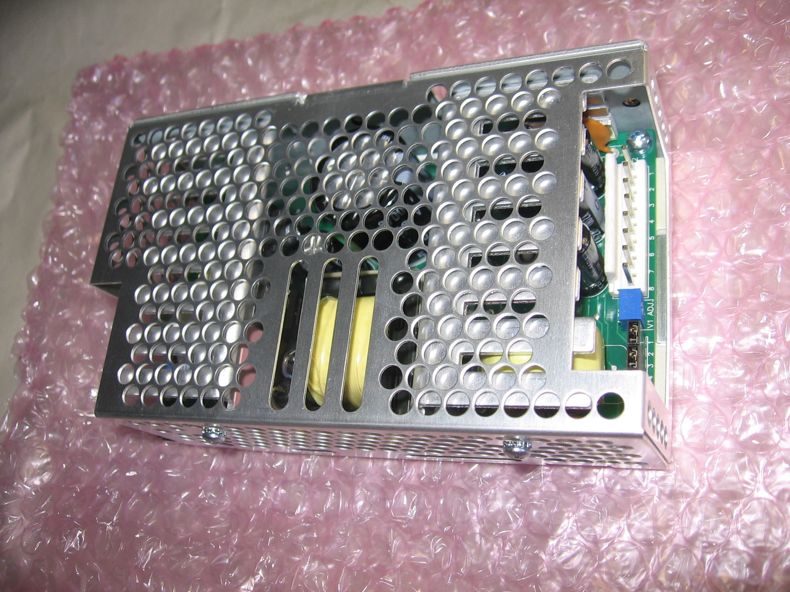 Integrated Power Designs 12VDC Power Supply DC2-110-1004 DC/DC Converter - New