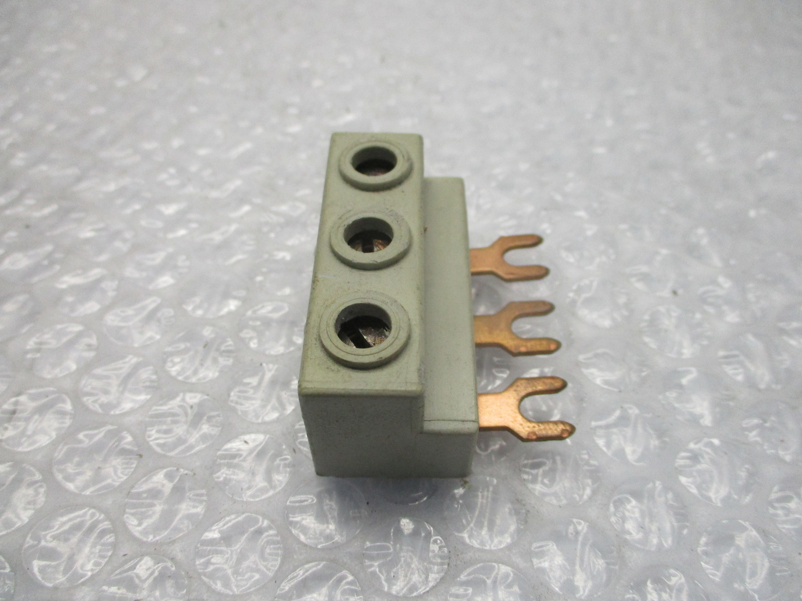 SIEMENS 3VU9135-1BB01 LINE SIDE FEEDER NSNP