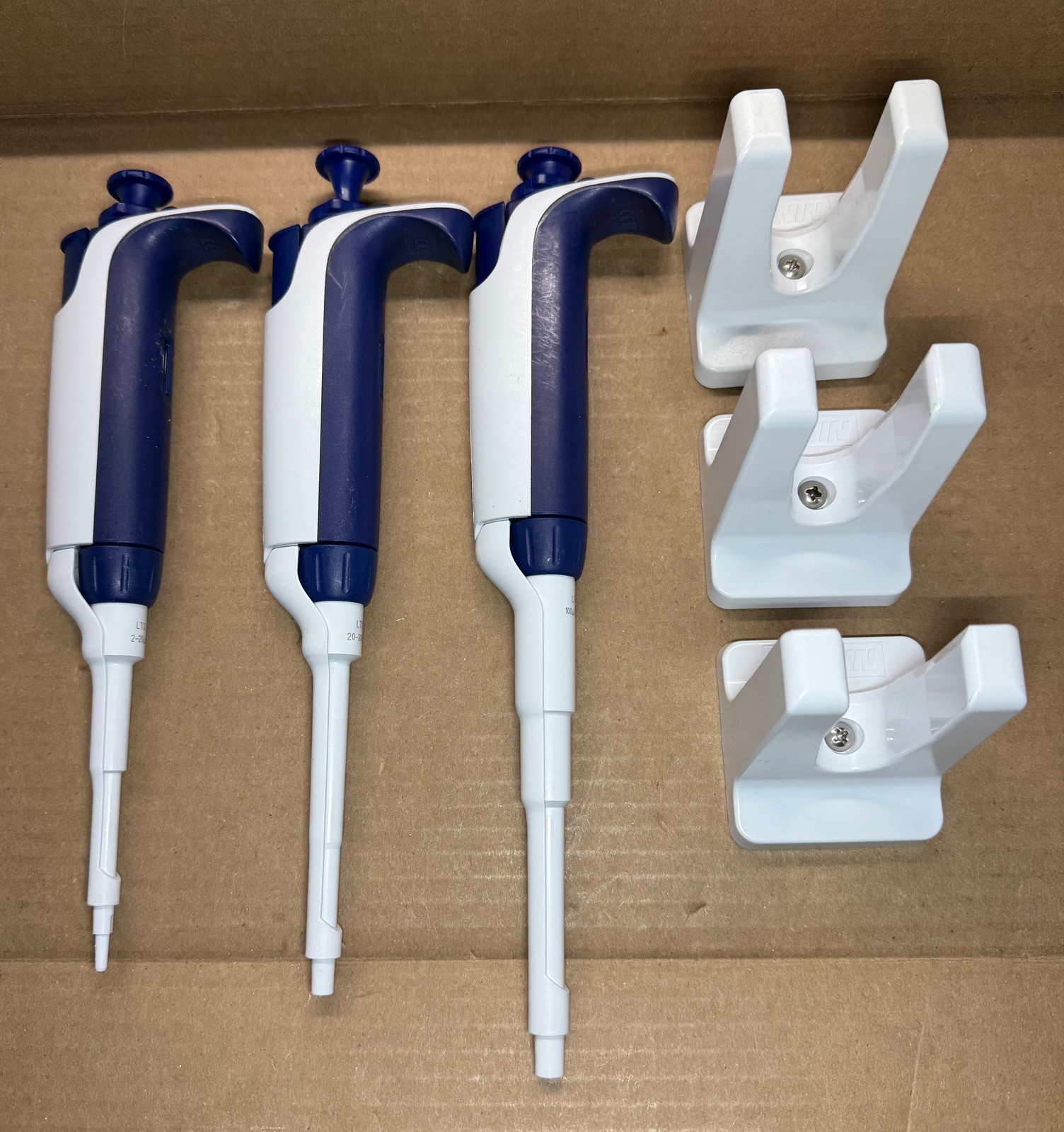 Rainin L-20 + L200 +  L-1000 LTS Pipettes + 3x Magnetic Hangups HU-M3