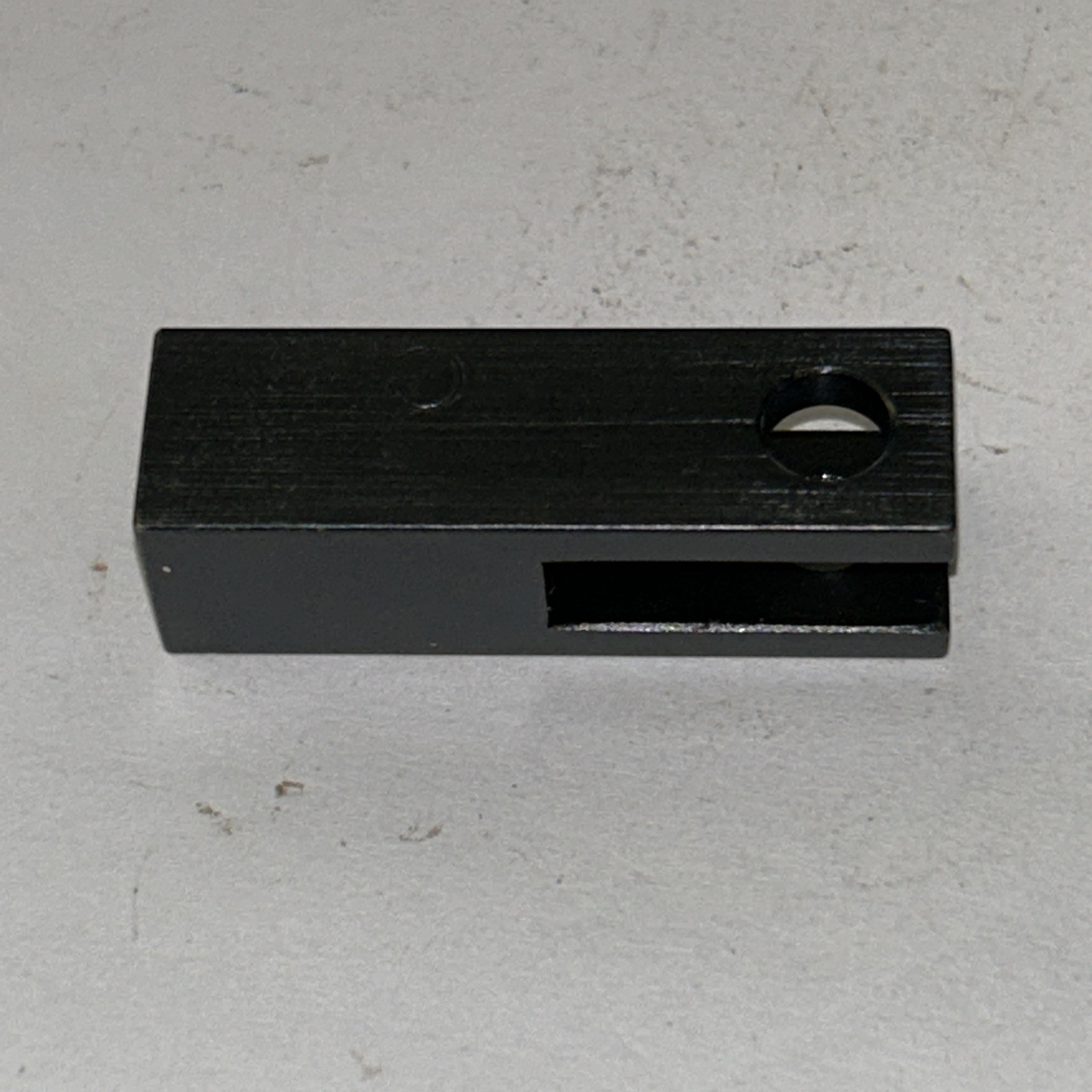 980252 Yoke