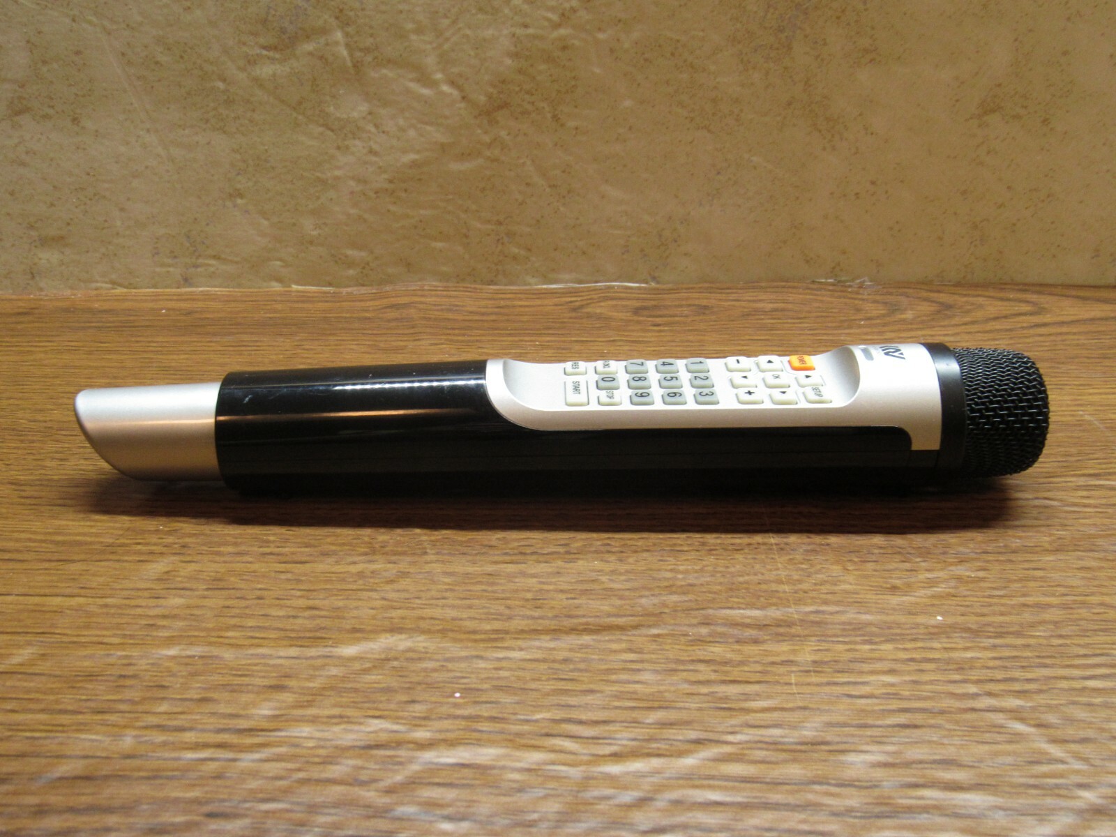 Kumyoung KHM-500T Karaoke Microphone Wireless