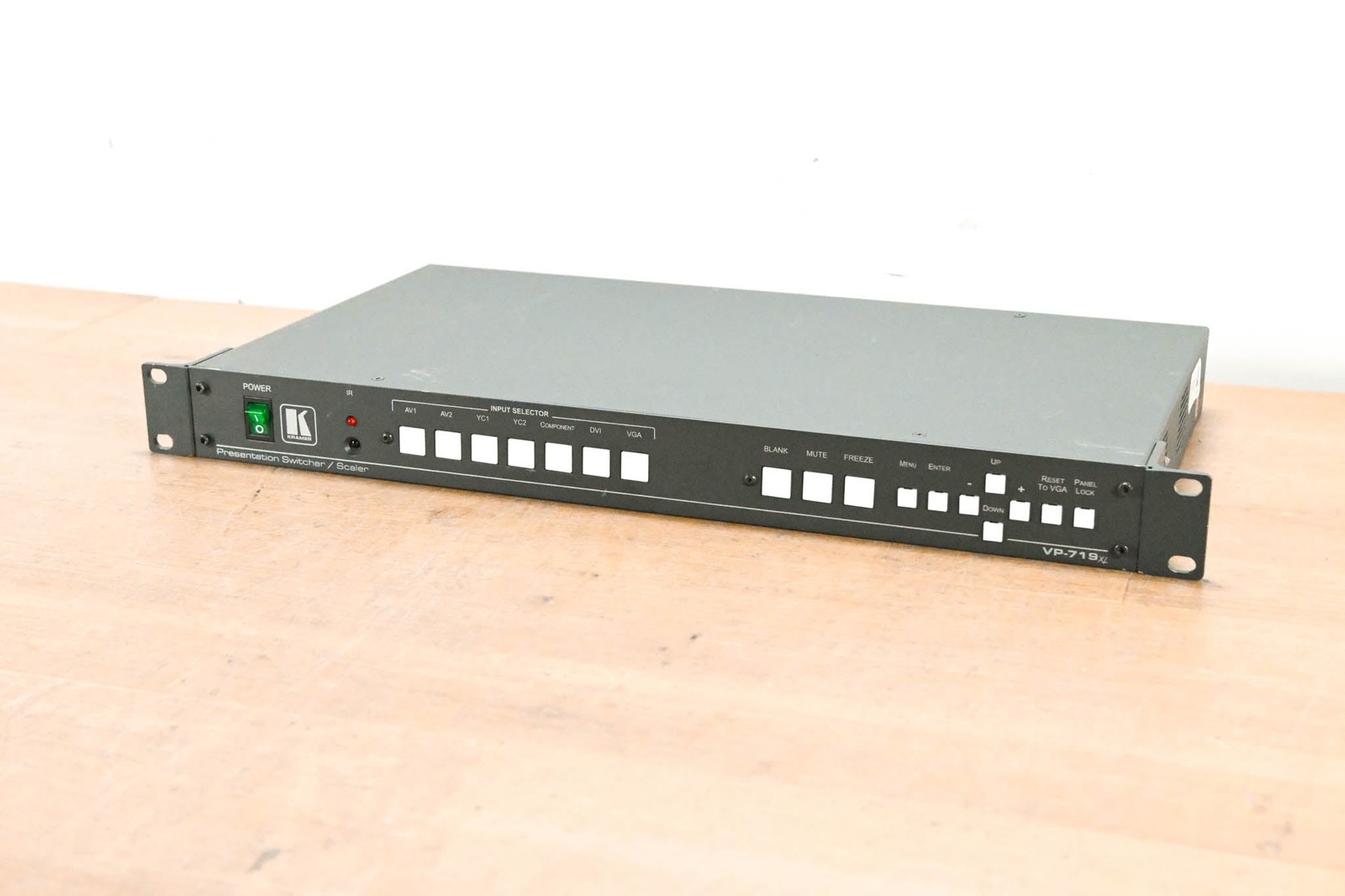Kramer VP-719XL 7-Input ProScale Presentation Digital Scaler/Switcher CG01JW6