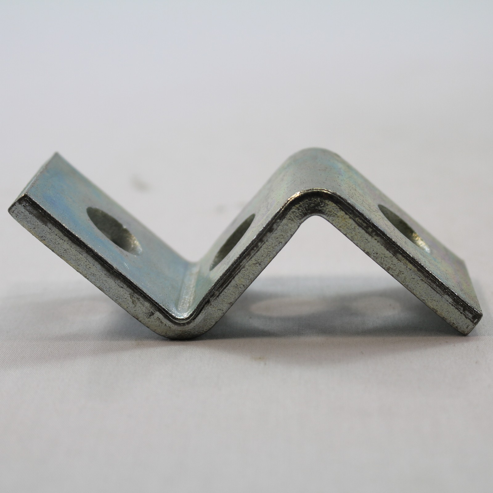 B-Line Strut Fitting 3-Hole Zinc Plated Steel Support Angle 9/16" Diameter B105