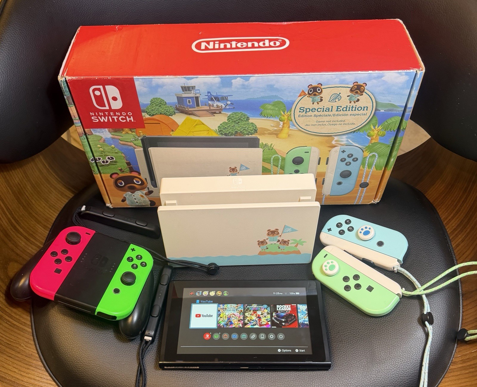 Nintendo Switch Animal Crossing Special Edition Console Limited w/ Box Used