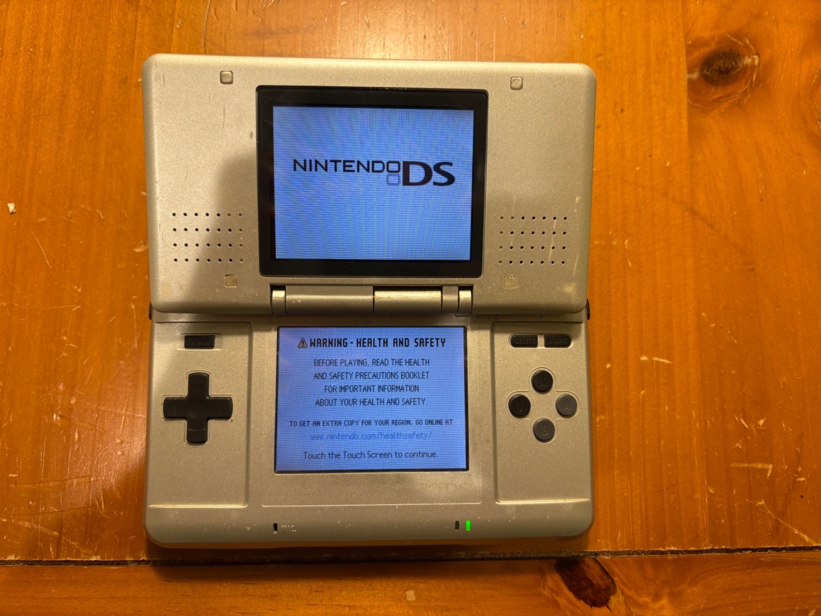 Nintendo DS Silver Handheld System - Good Condition! - TESTED AND WORKING (12)
