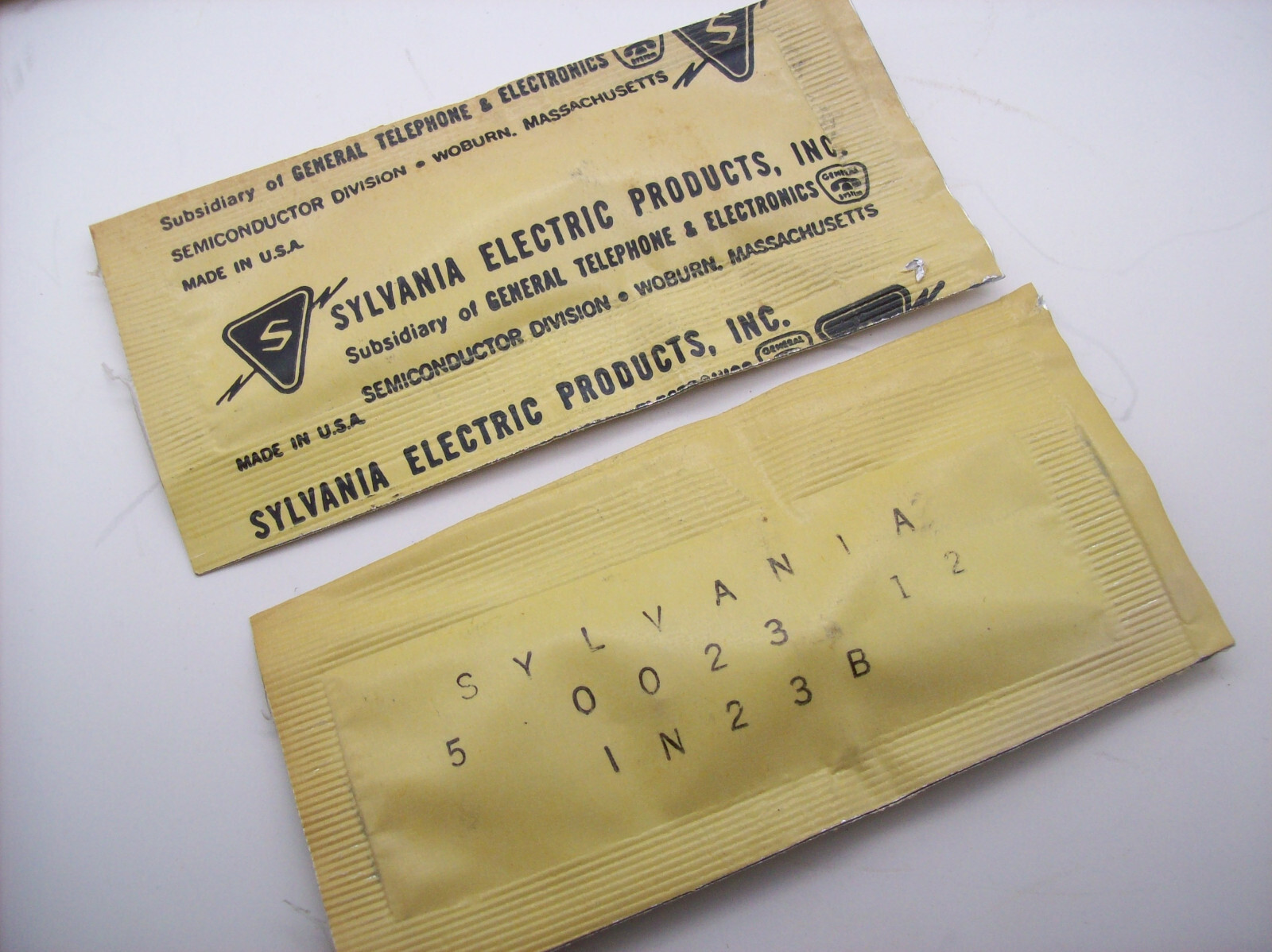 Vintage 1N23B SYLVANIA MICROWAVE DIODE, Factory Sealed, NOS