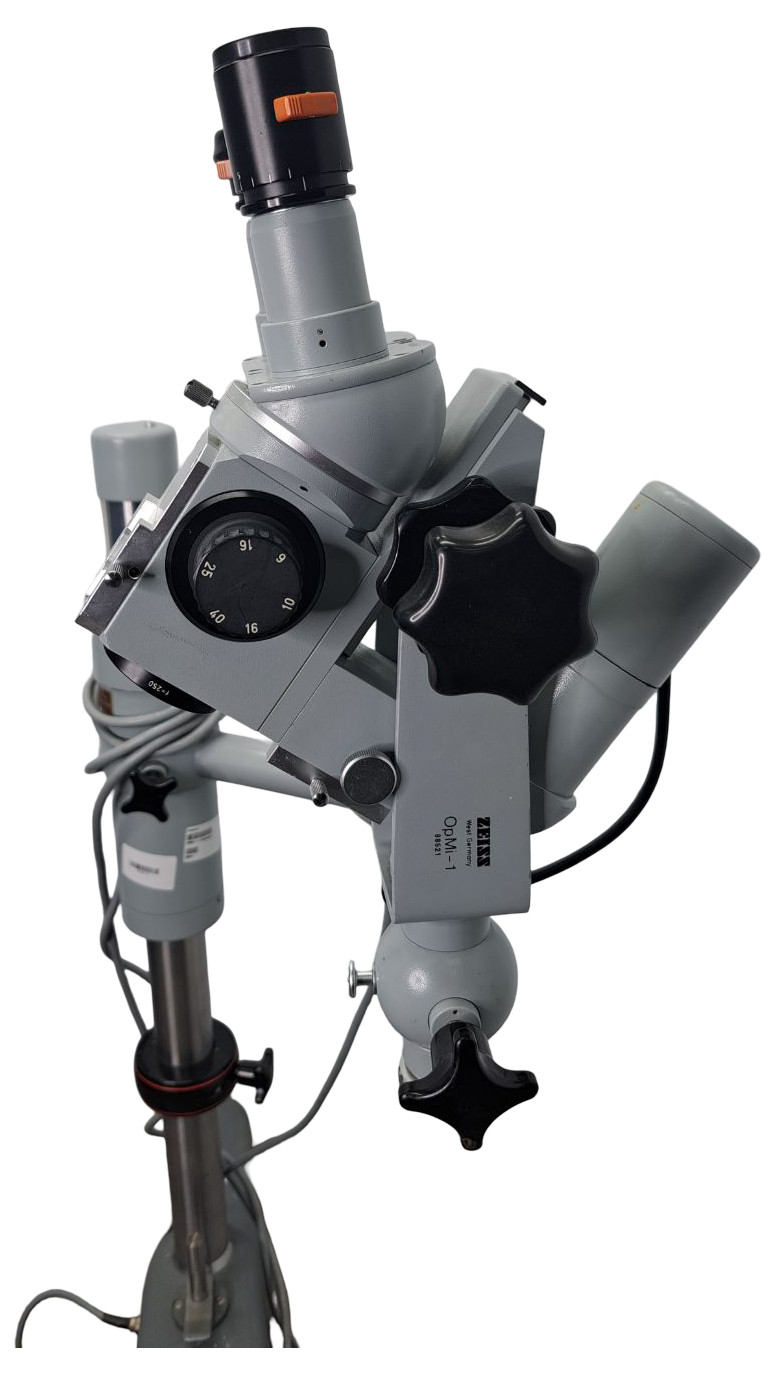 CARL ZEISS OPMI-1 MICROSCOPE
