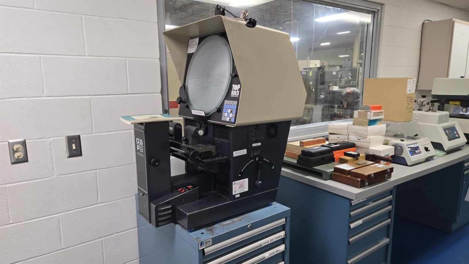 14"  OGP TOP BENCH, 1995, CALIBRATED ON 10/24/2024 OPTICAL COMPARATOR, DRO & EDG