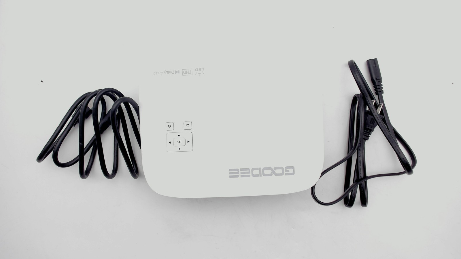 GooDee 4K Smart Projector with 5G WiFi and Bluetooth *READ* PC1742255