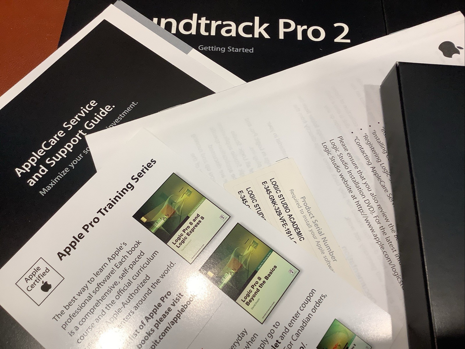 Logic Studio Academic – Complete Physical Package (Logic Pro 8) Collectible!