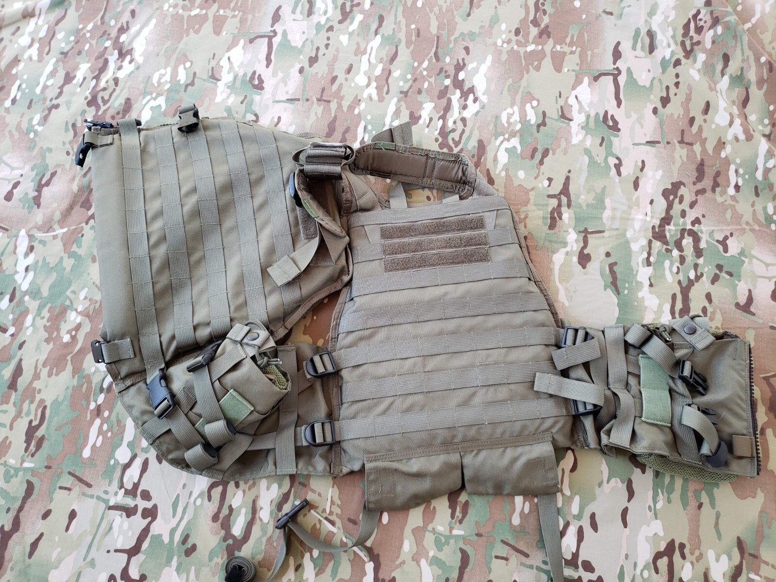 RARE London Bridge LBT-6103B Level 3 MOLLE Flotation Vest Ranger Green NSW AOR1