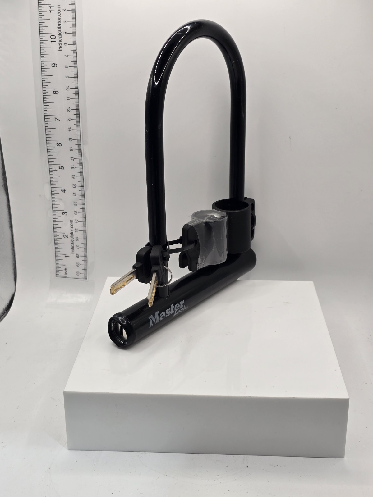 MASTER LOCK 5"x9" Bike D Lock, 2 Keys, Universal Mounting Bracket, Lightweight