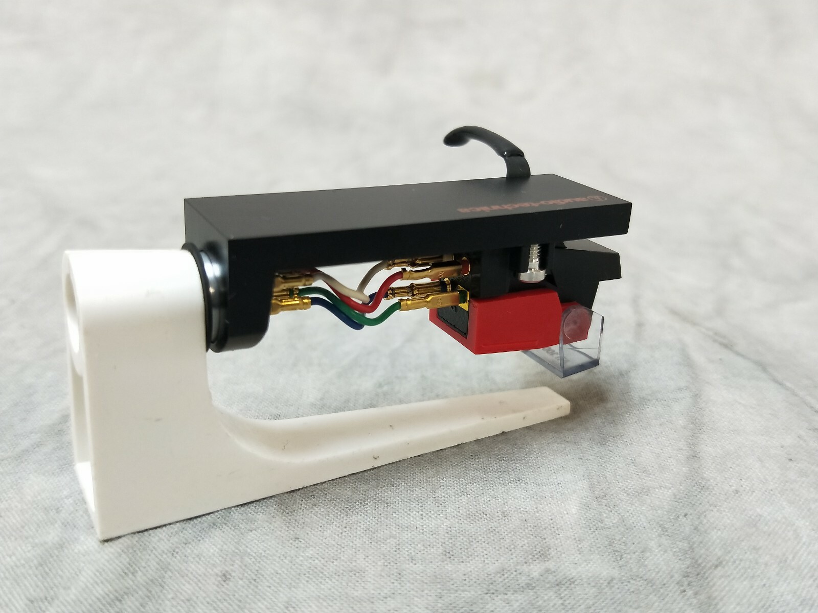Audio-Technica AT100E Cartridge W/ Headshell In excellent Condition