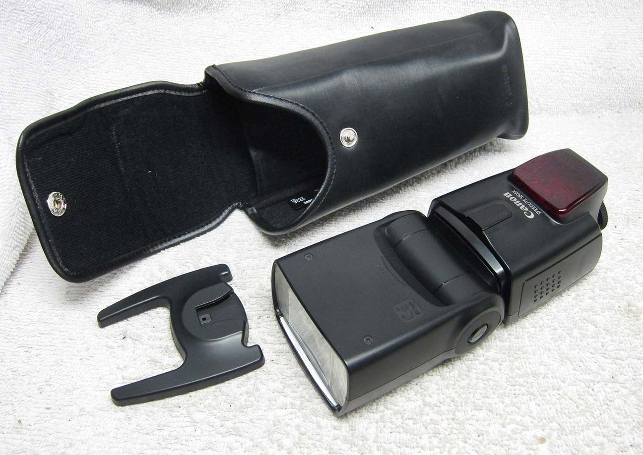 Canon Speedlite 580EX EOS Electronic FLASH w/Case + Custom BRACKET & Synch Cord