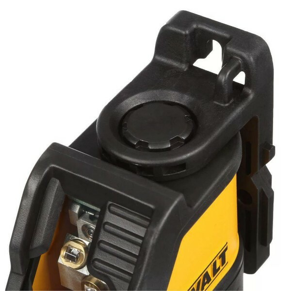 DEWALT CANADA 165 ft. Red Self-Leveling Cross-Line Laser Level Kit