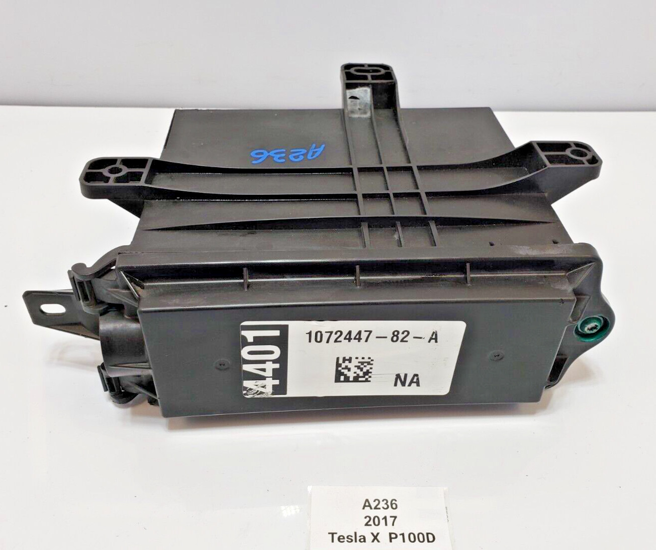✅ 2016-2020 OEM Tesla Model X Front Body Comfort Control Module BCM CAS