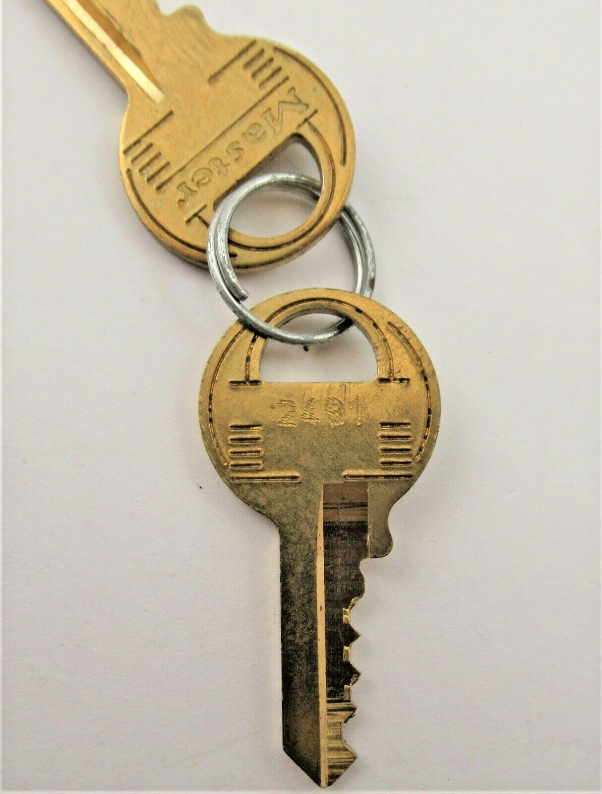LOT OF 2 ~ Master Lock 3KALH  Keys ~  2491