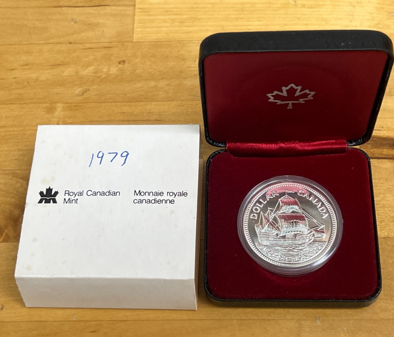 1979 Canada Griffon Proof .500 Silver Dollar BU KM124