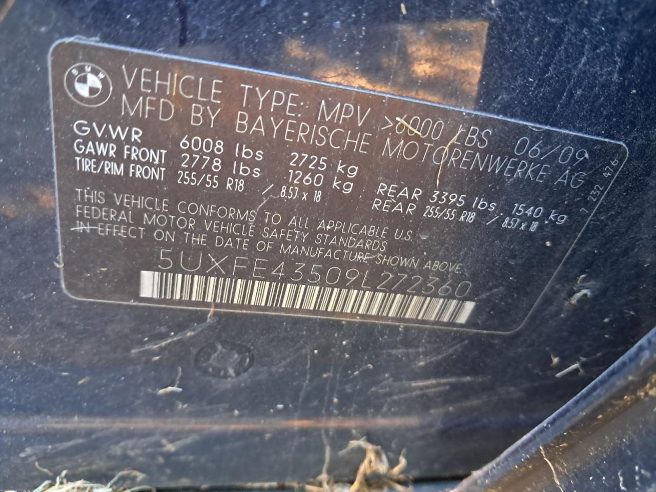 X5 2009 Glove Box 4833592
