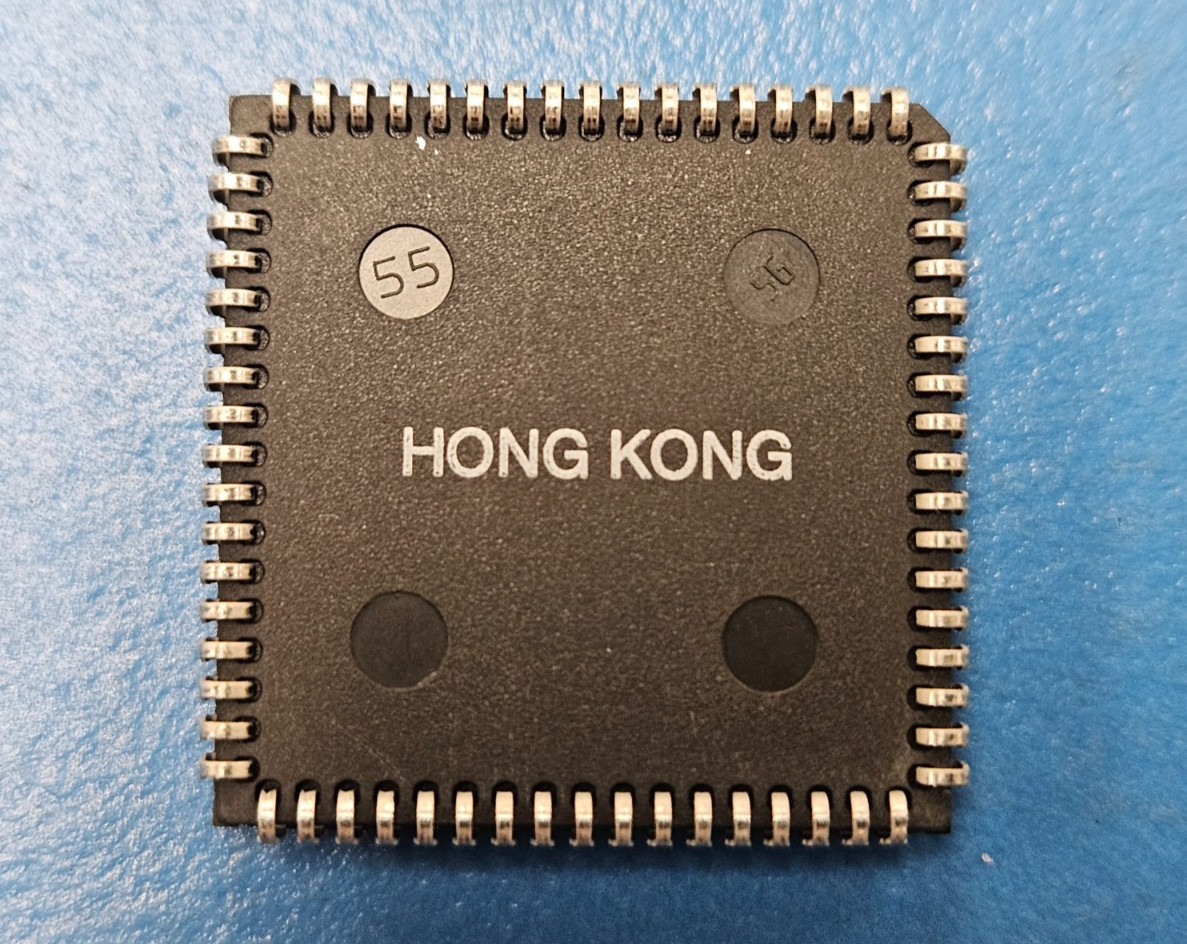 (1PC) IQ48-12J68 Microprocessor Circuit, CMOS, 68PLCC