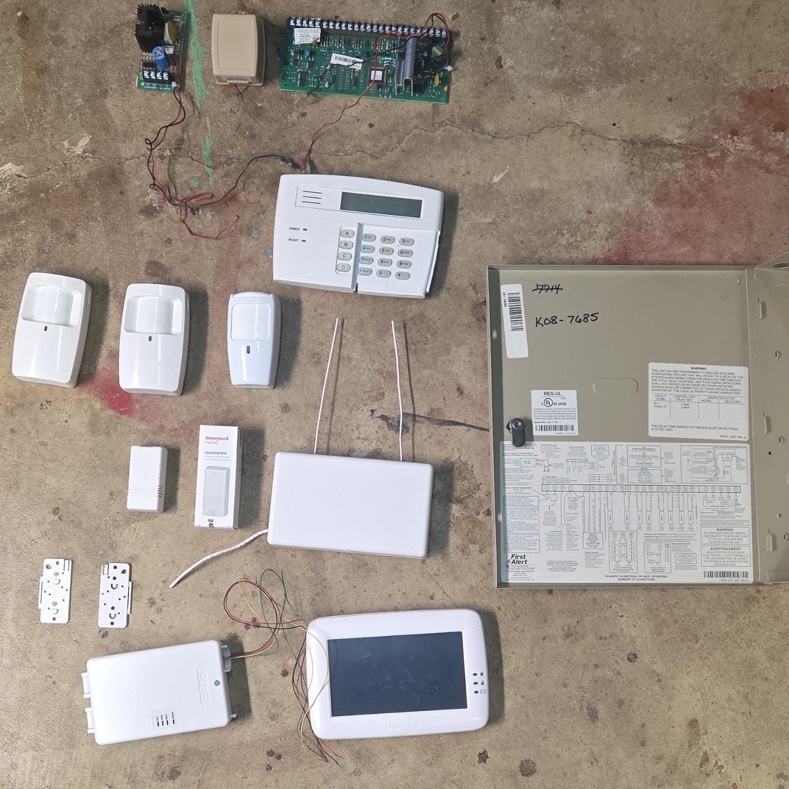 First Alert FA268KP Wired Home Alarm System Keypad Motion Detection White