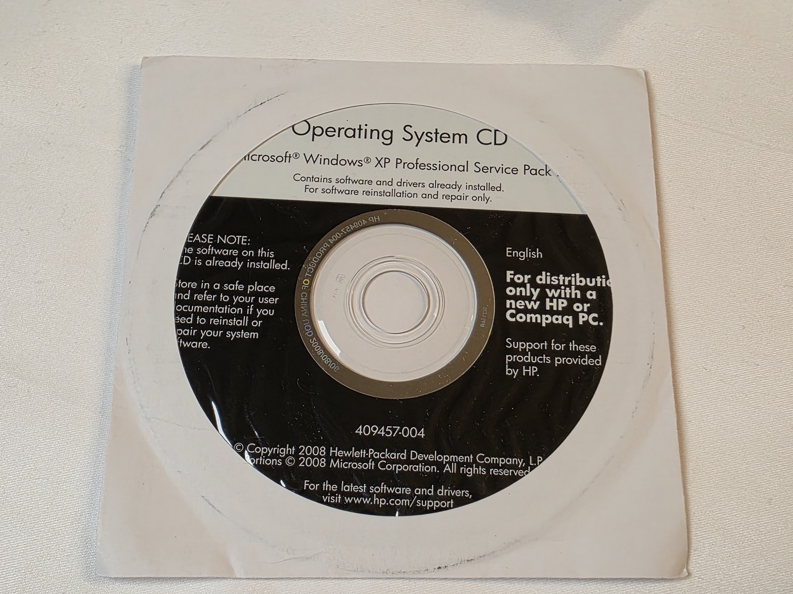 HP Compaq 32-bit Windows XP Professional SP2 NEW w/ Product Code - 99Q