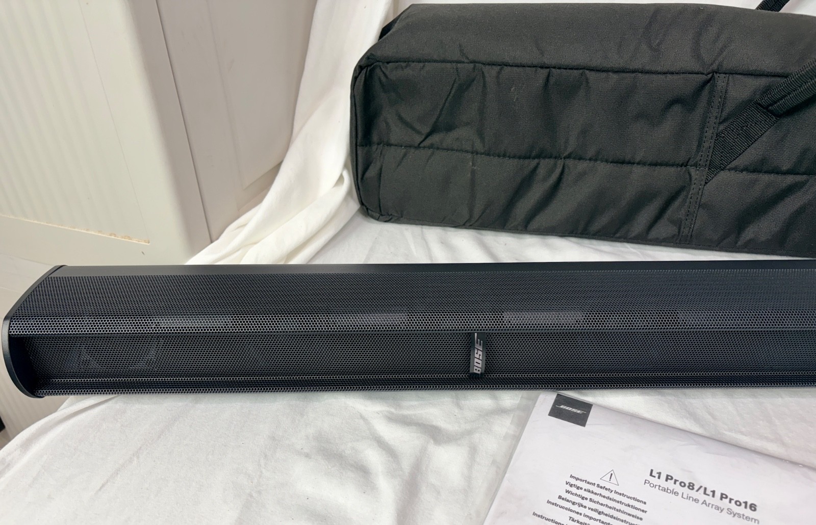New OPEN BOX BOSE L1 PRO 16 Portable Line Array Subwoofer Speaker System w/ Case