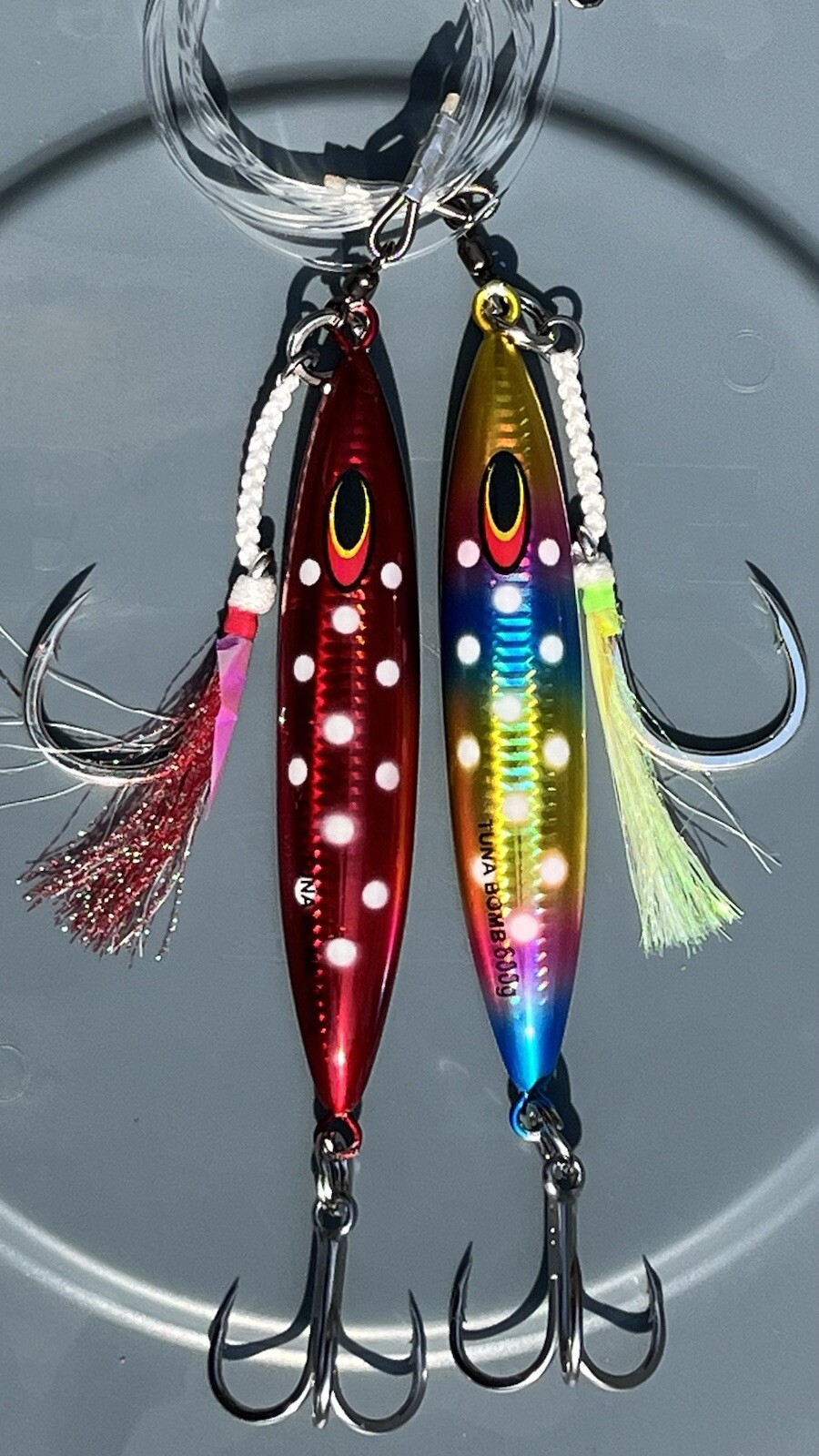 2 600g  Fully Rigged BLUEFIN TUNA KNIFE JIGS -Tuna Bomb  Vertical Lb Red  Glow