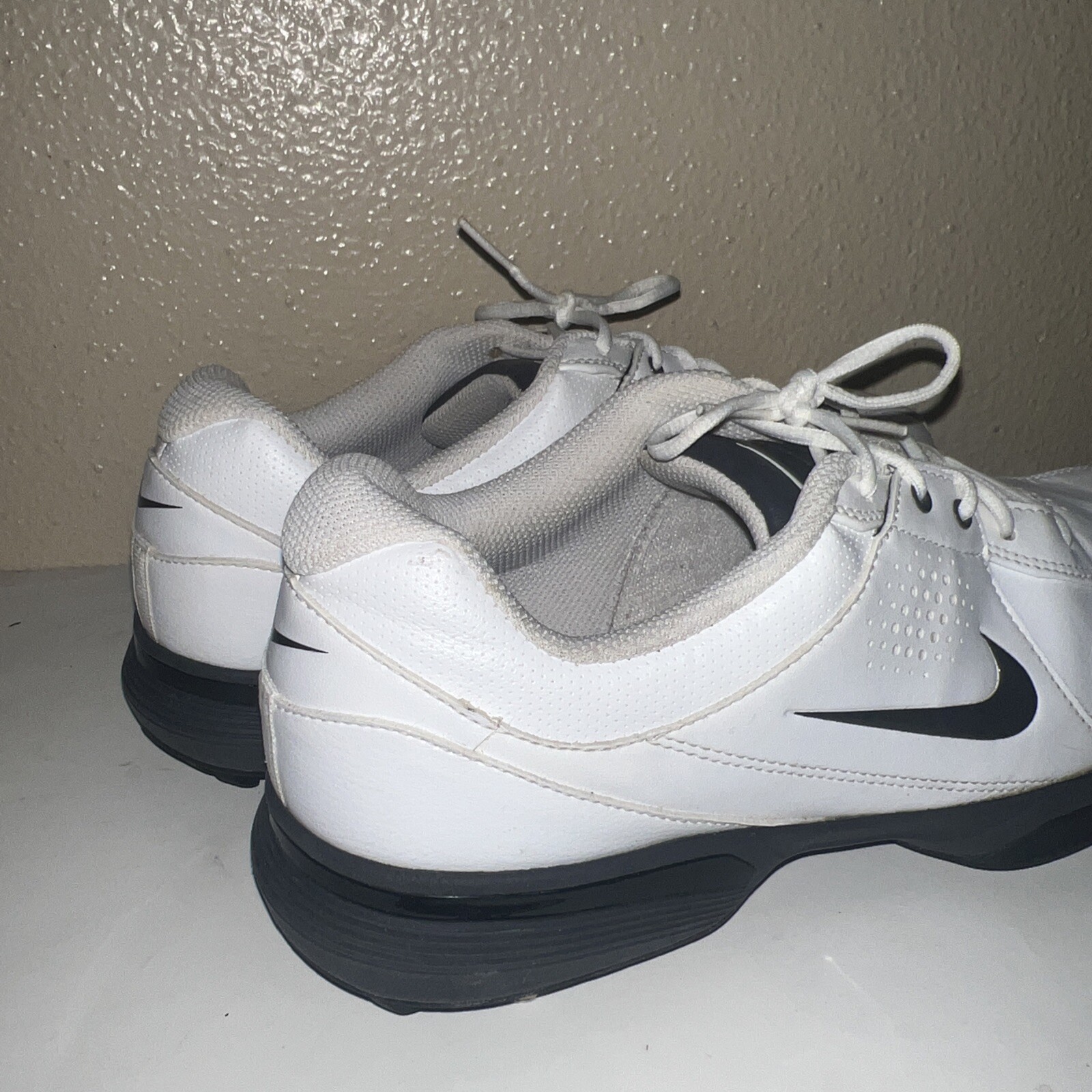 Nike Durasport III Soft Spike Golf Shoes White 628527-101 Men's Size 8 Pre-Owned
