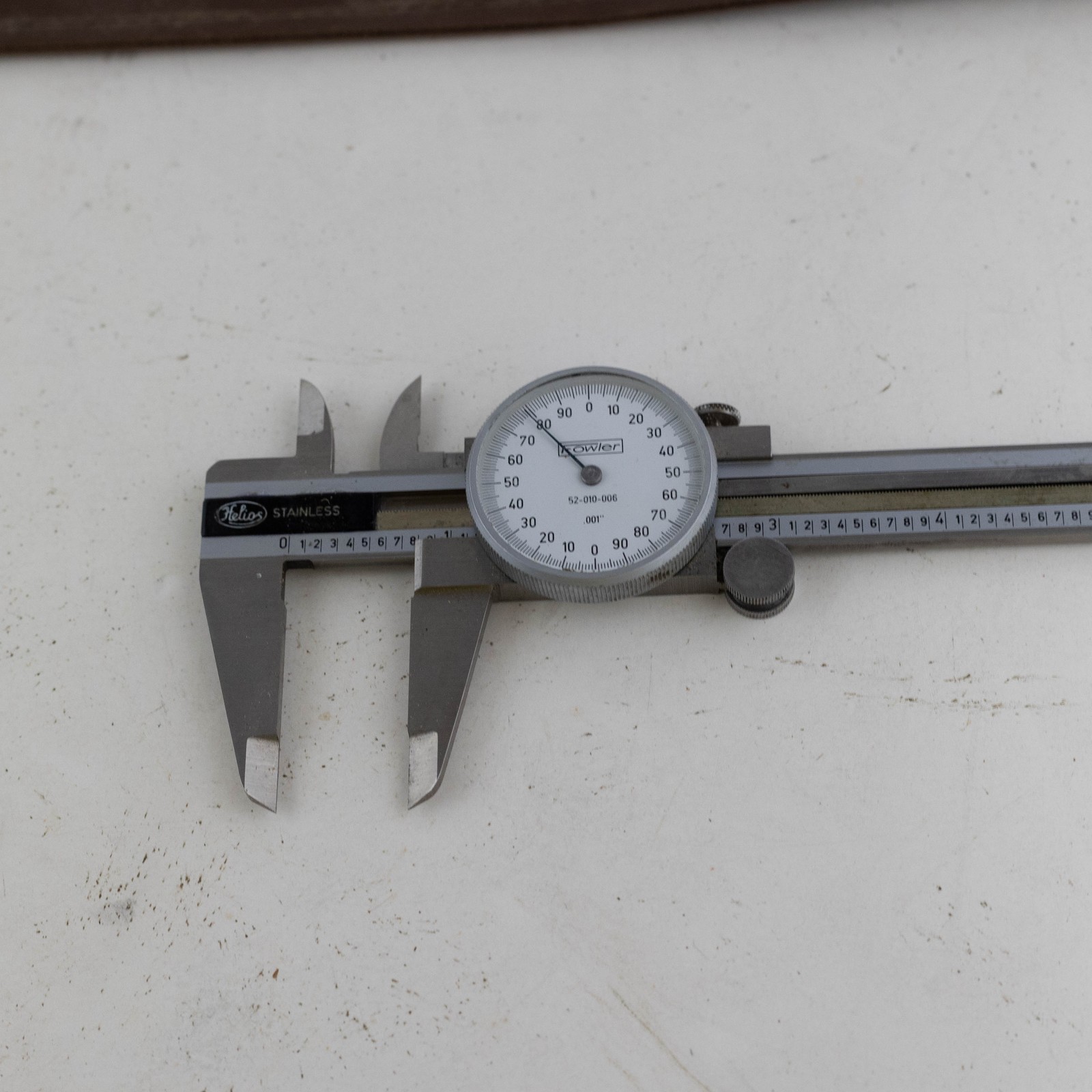 Fowler Helios (52-010-006) 6.5" Dial Caliper w/ Pouch