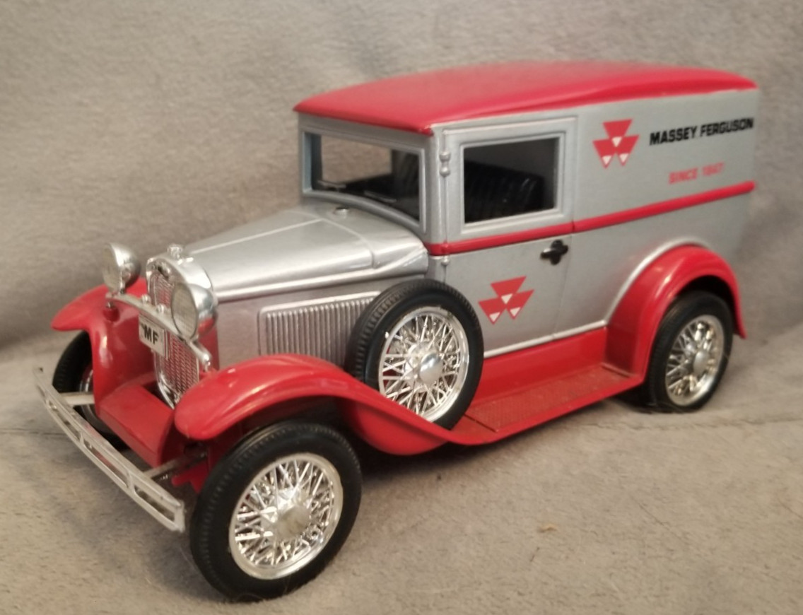 Massey Ferguson Parts Truck 1931 Ford Model A Panel Delivery Diecast 1/25