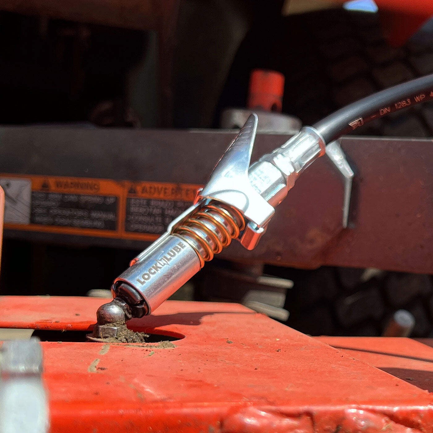 LockNLube® Grease Coupler with Spare Rebuild Kit