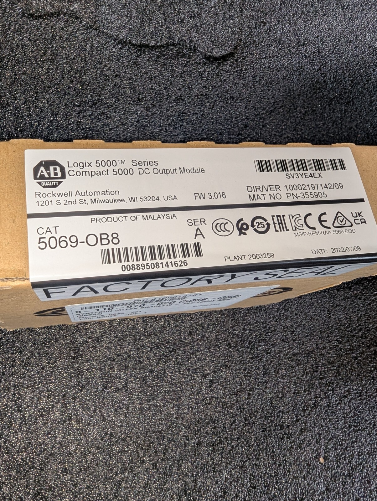 NEW SEALED  Allen Bradley 5069-OB8 Ser A Compact 5000 DC Output Module 5069OB8