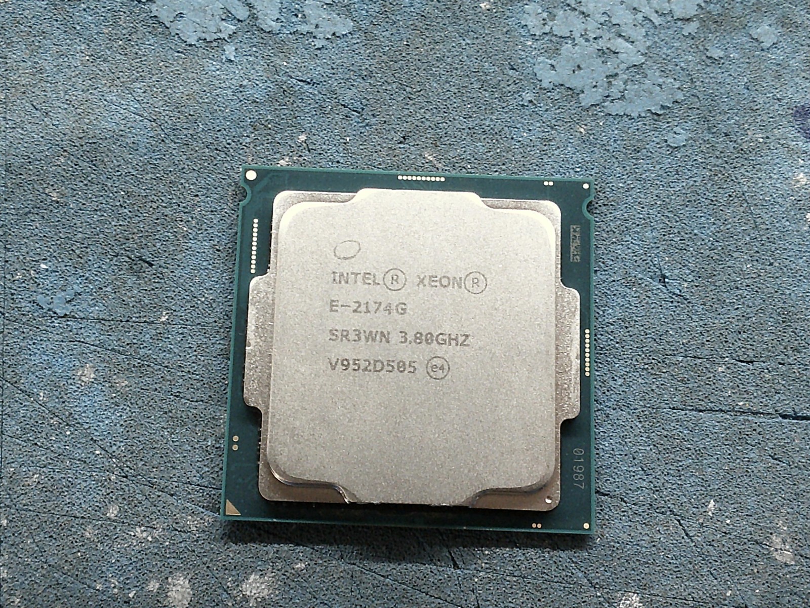 Lot of 5 Intel Xeon SR3WN E-2174G 3.80GHZ CPU Processor