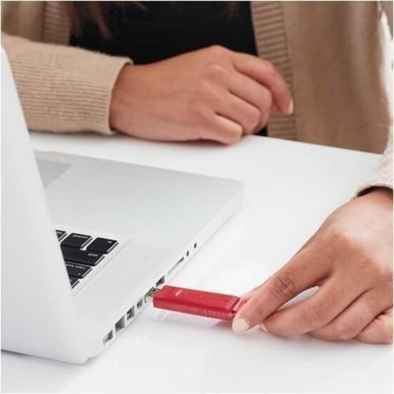 64GB Store 'n' Go® USB Flash Drive - Red
