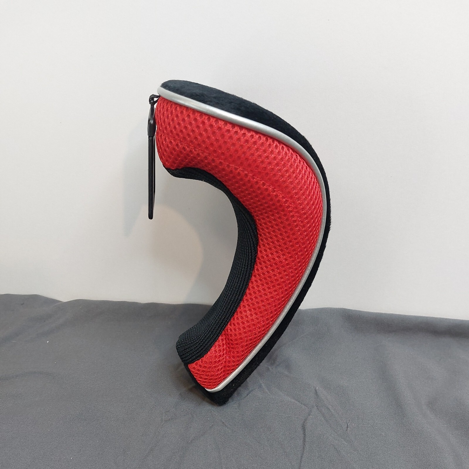 Golf 4 Iron Headcover Red Black Interchangeable Number Tag