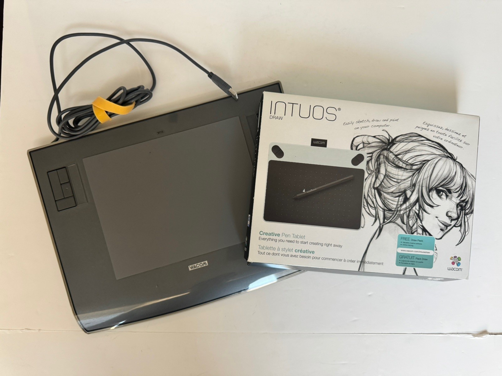 Wacom Intuos Draw Creative Pen Tablet White Complete in box & Intuos 3 tablet