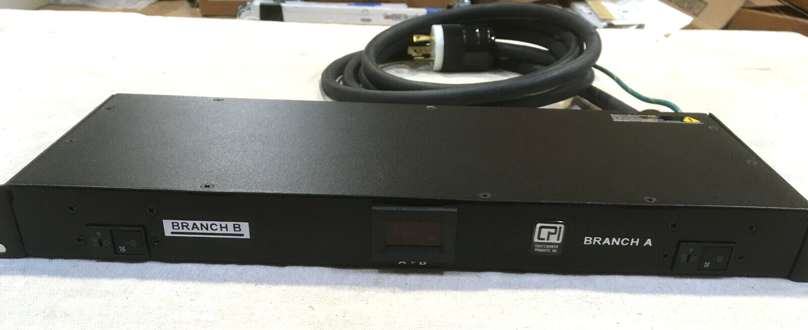 CPI Chatsworth 35693-212 Metered Horizontal Rack-Mount PDU 2.9kW 110-125V 30A 1U