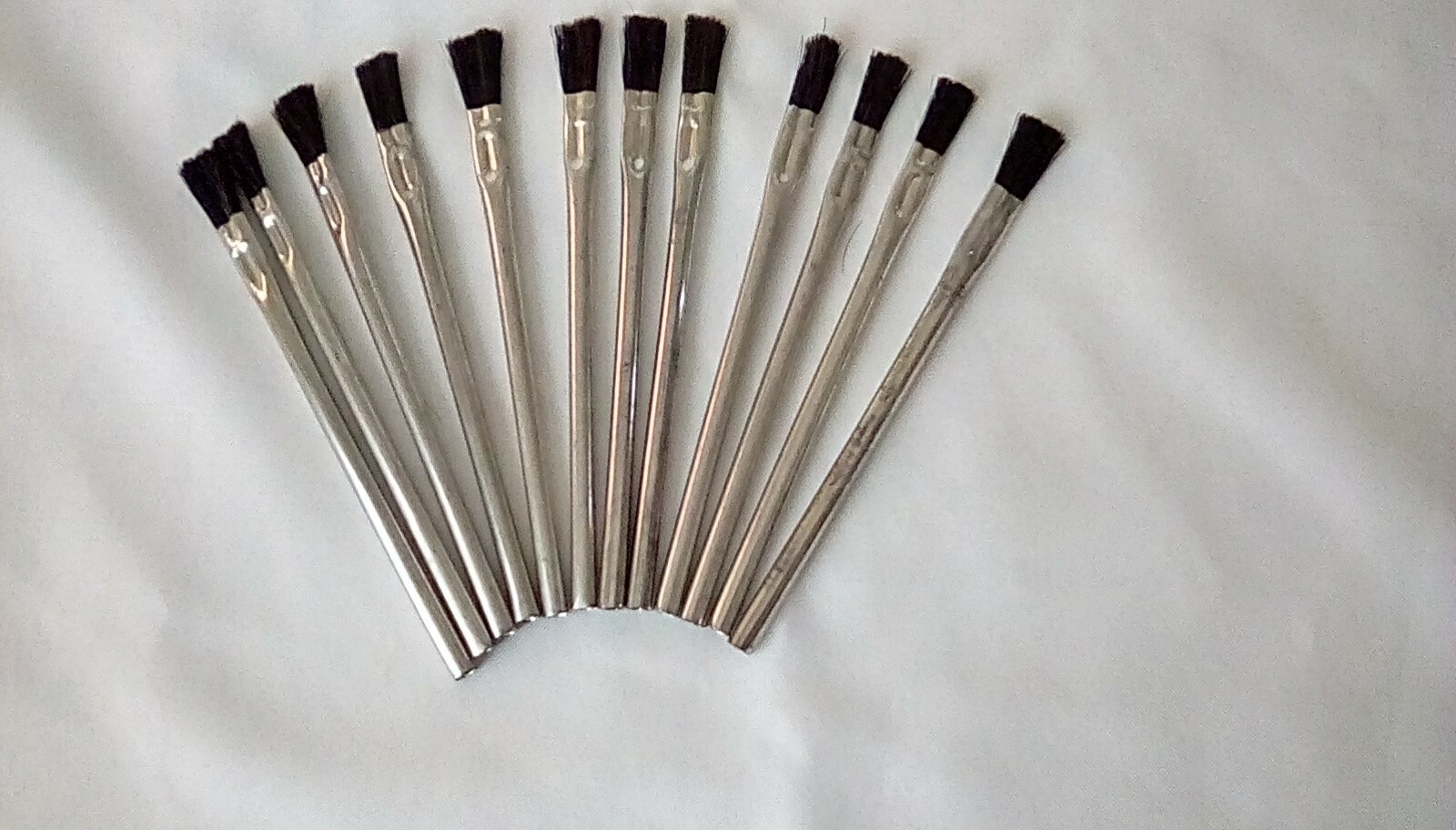 Tin Horsehair Disposable Paint Brushes - NEW 15 brushes for $4.50