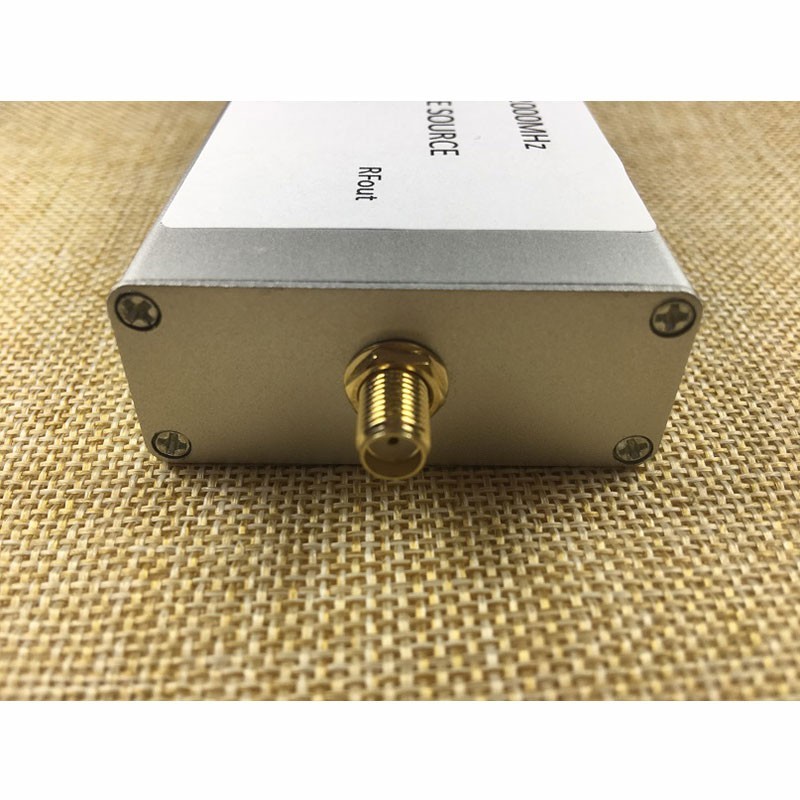 0.2-2000M Signal Generator Noise Source Spectrum Simple Source Track High Flats