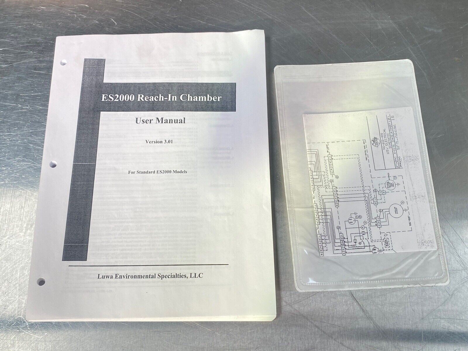 Luwa Environmental Specialties ES2000 Reach-in Chamber - Users Manual / Book