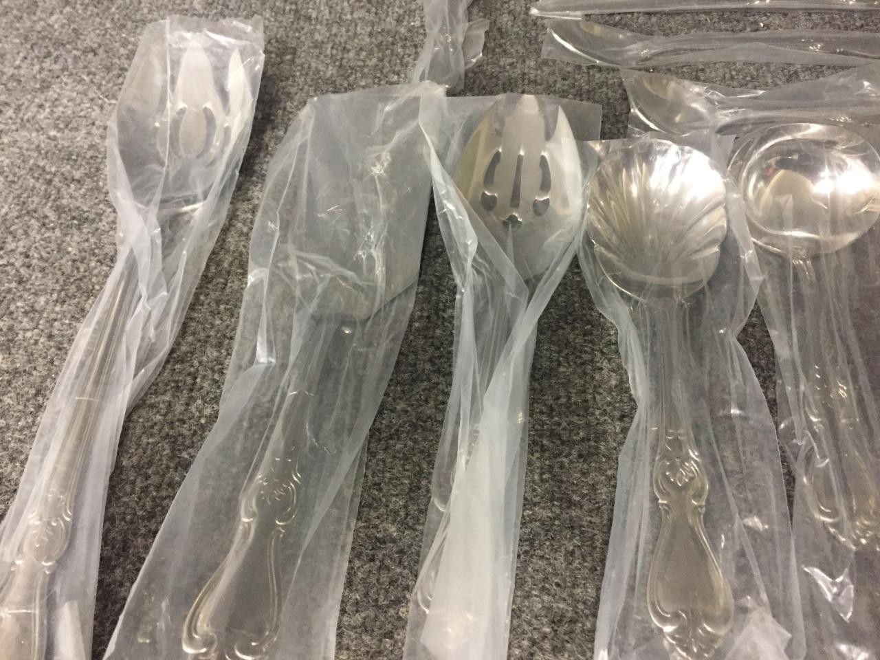 Reed & Barton Stainless Flatware Lincolnshire Glossy 9 Pc Hostess Serving Set +