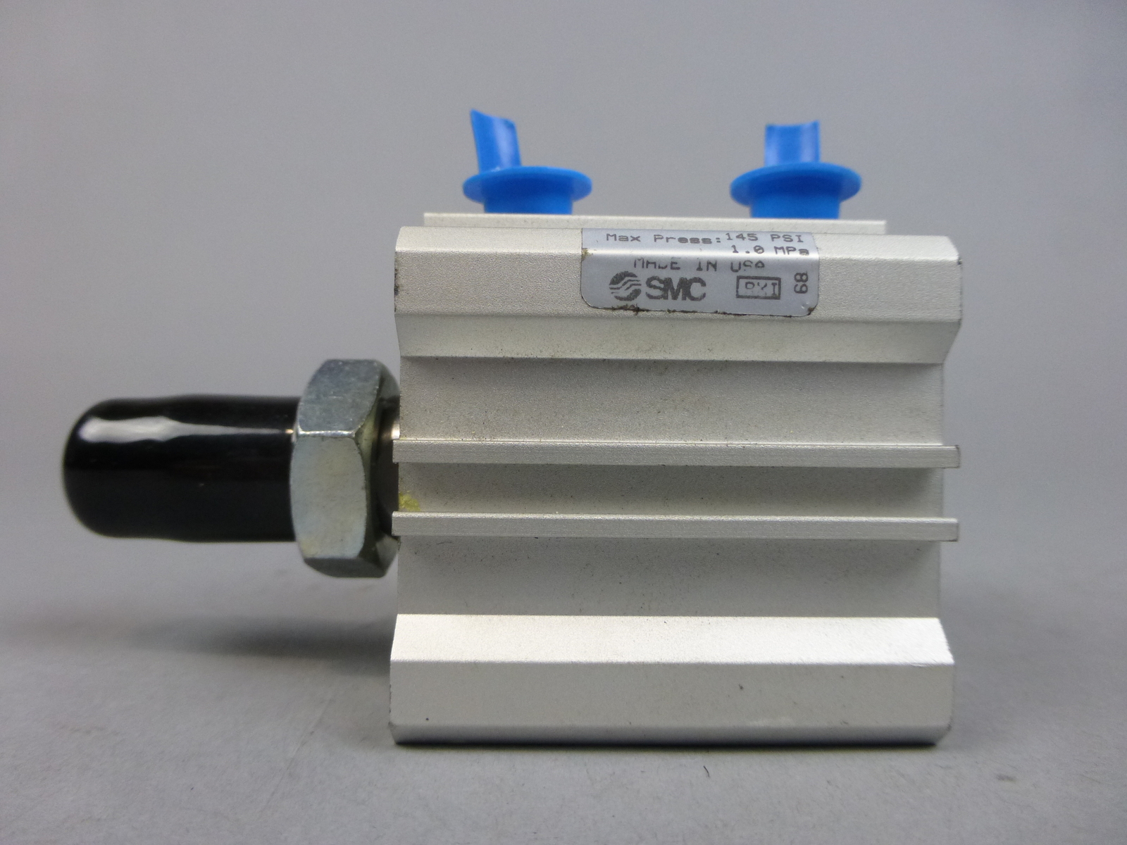 SMC CQ2832-25DM Compact Cylinder, Max Pressure 145 PSI - NEW Surplus!