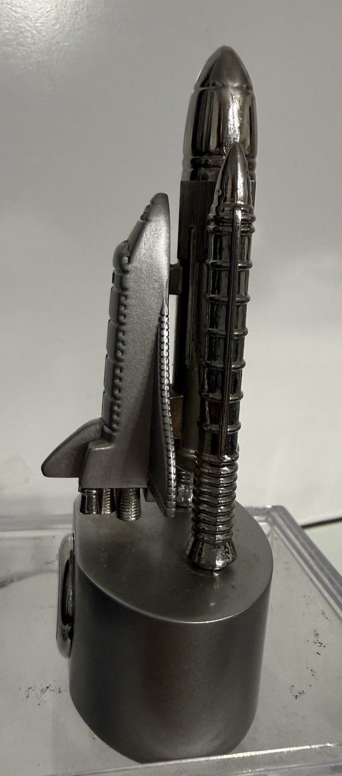 Sanis / Space Shuttle Metal Desk Clock / Silver/ 4.5 In Tall