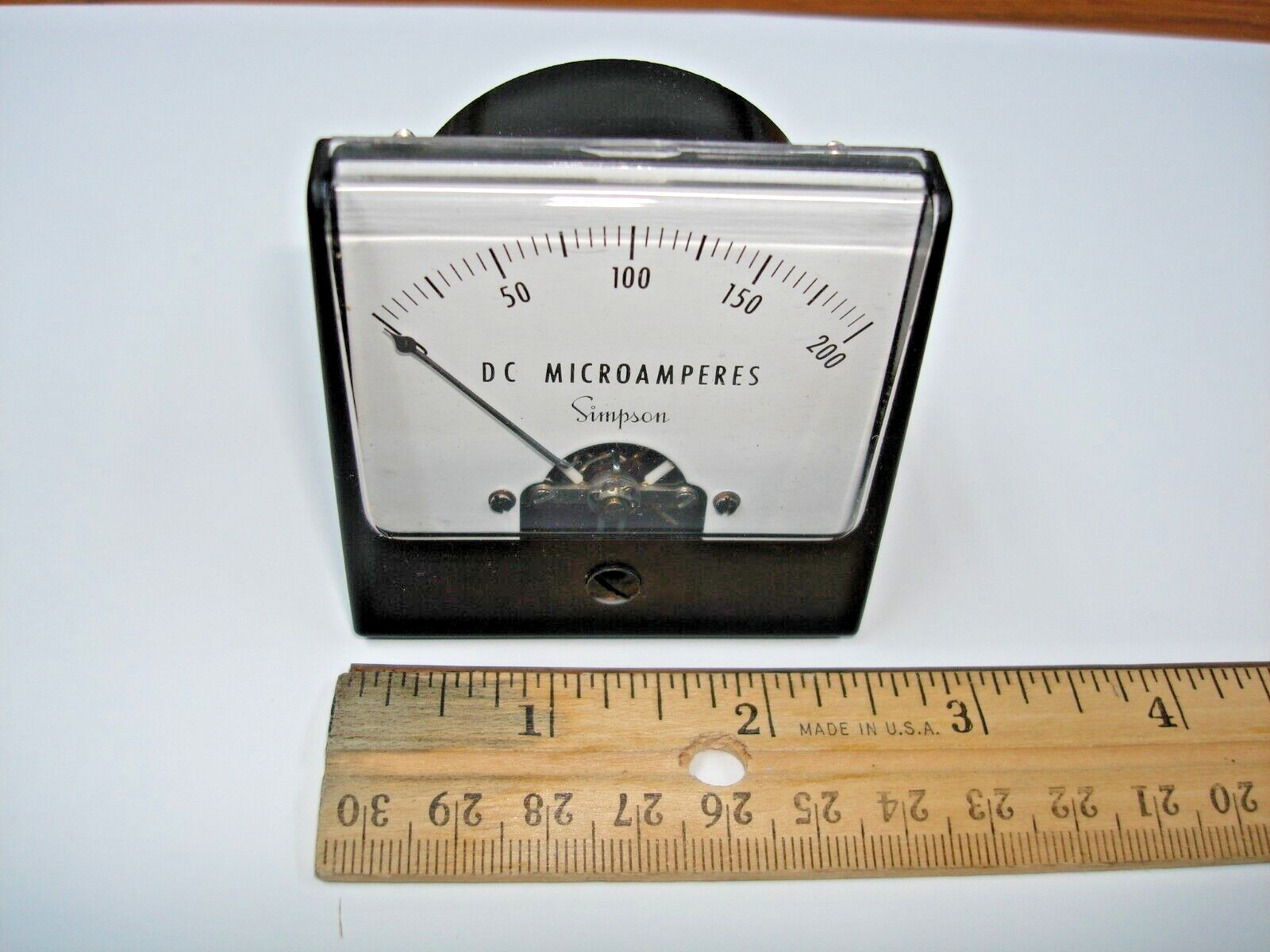Simpson 0-200 DC Microamps Panel Meter Model 1227 CAT NO 4330 NOS