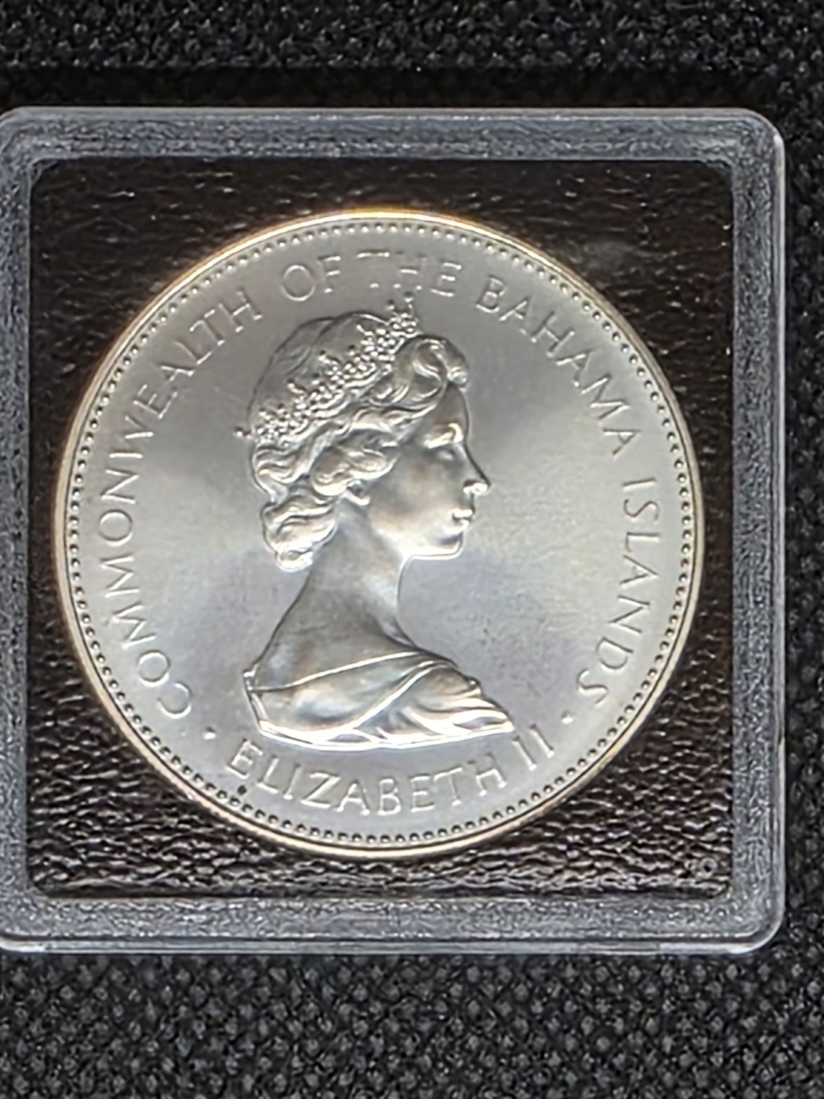 Silver 92.5 %  0.8862 oz. 1971 The BAHAMAS Elizabeth II FLAMINGO Birds 2 Dollars