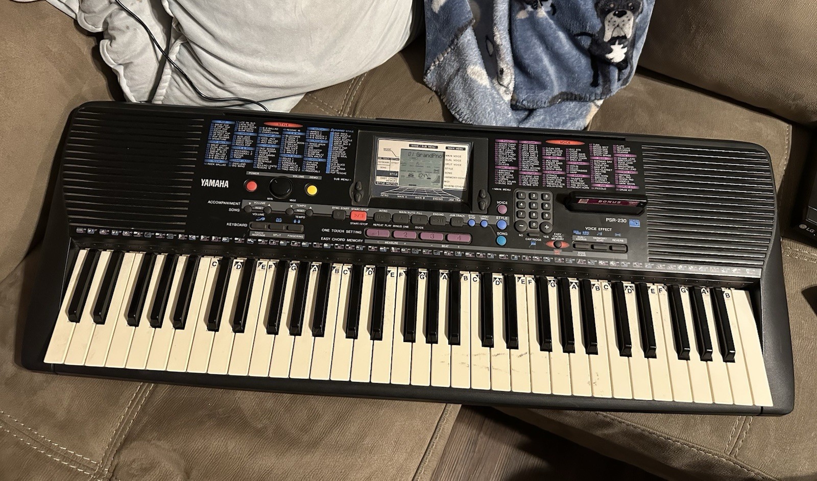 Yamaha Keyboard PSR-230